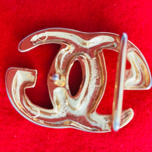 Gold pleated Gucci Belt Buckle vintage